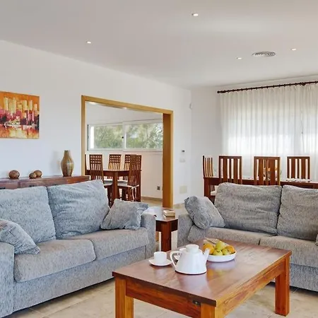Villa Binibequer Vell Sleeps 6 Pool Air Con Wifi